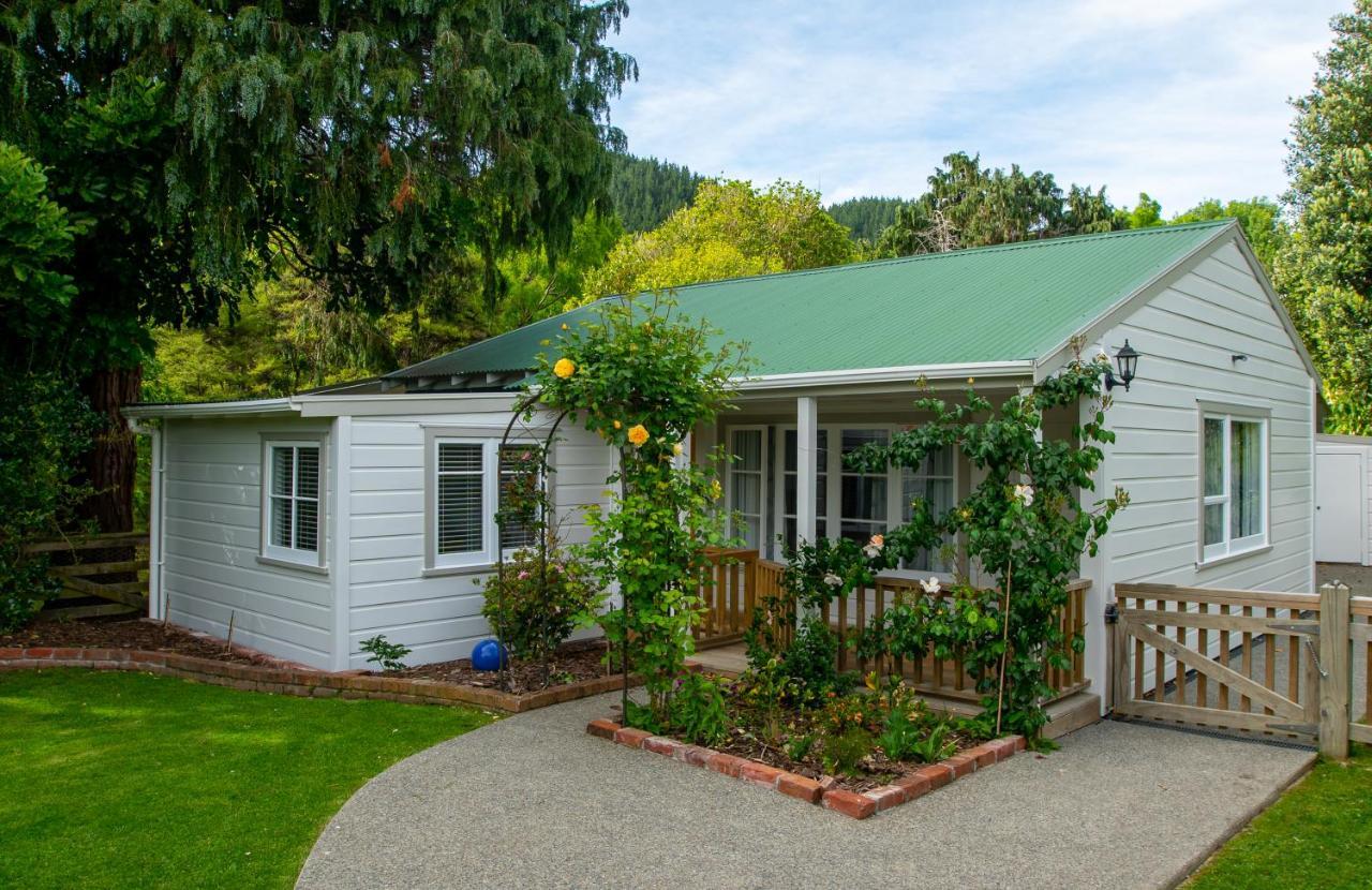 פאראפאראומו Birdsong Cottage מראה חיצוני תמונה